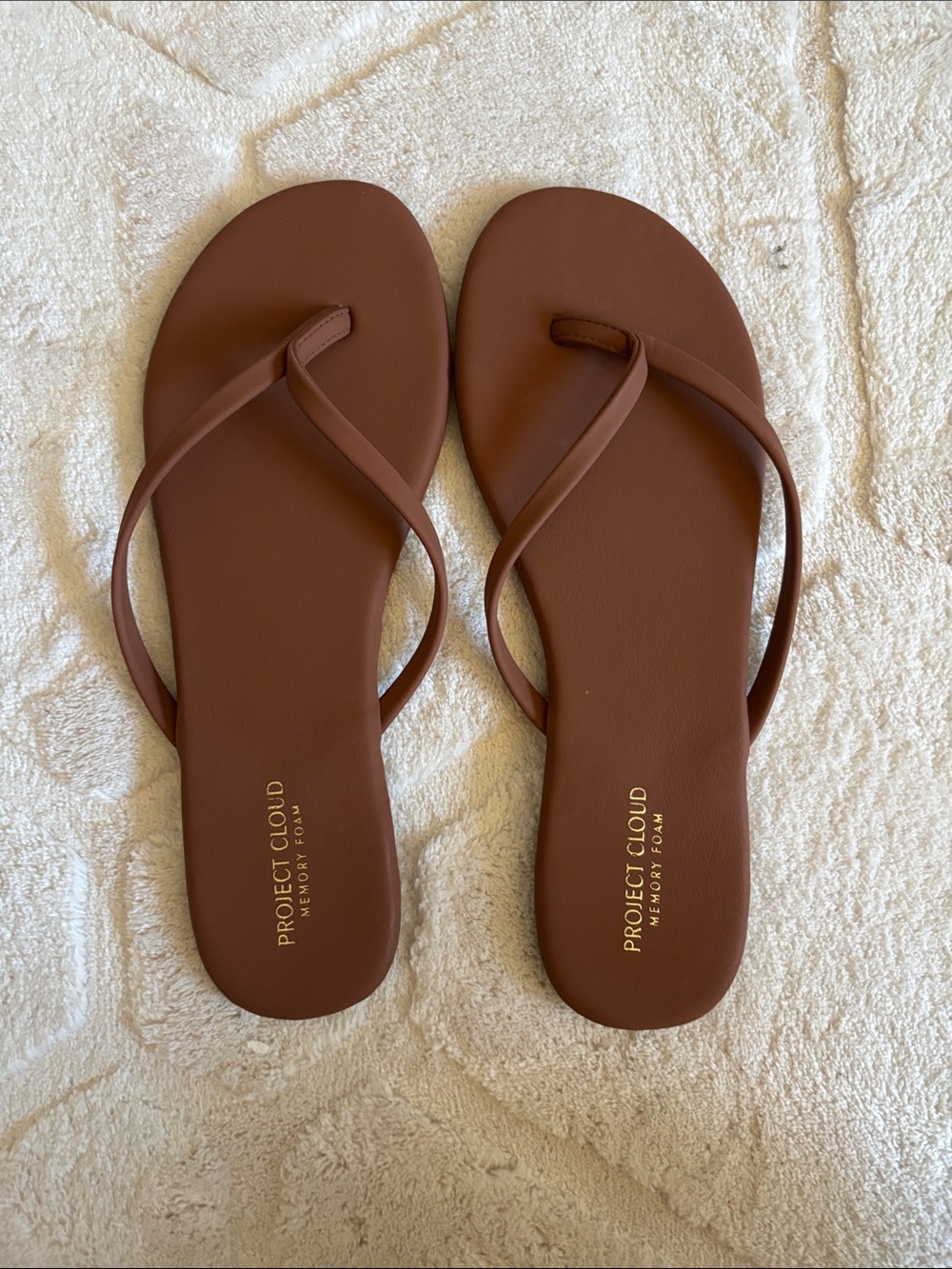 PROJECT CLOUD Eco-Leather Flip Flops
